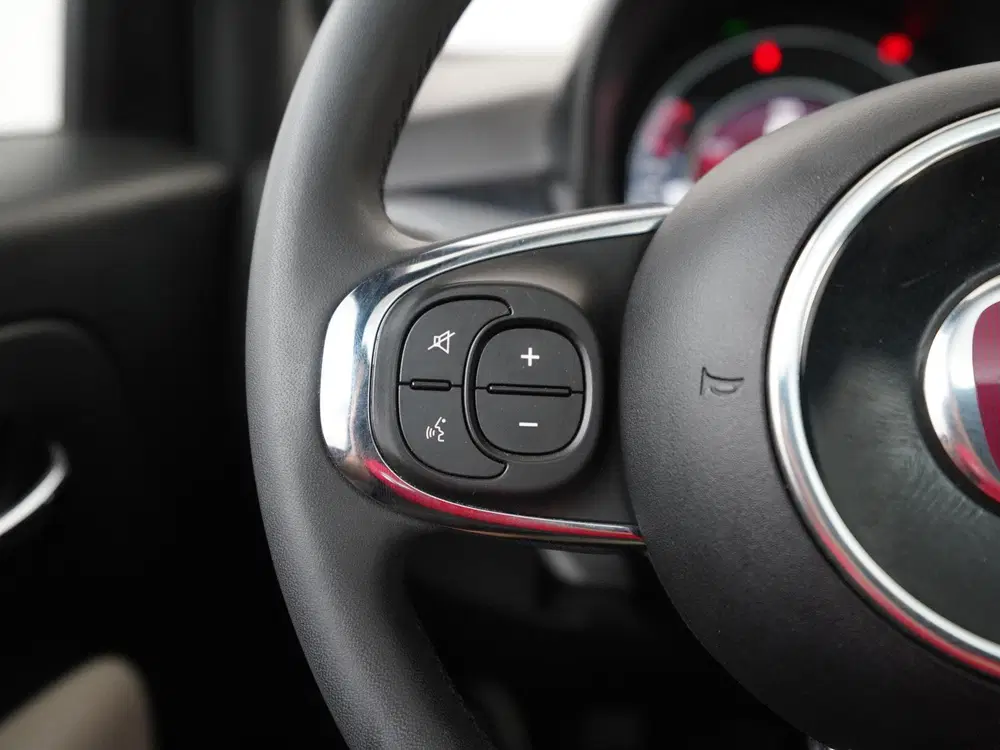 Fiat 500 1.0 Hybrid Dolcevita uit 2022, foto 7