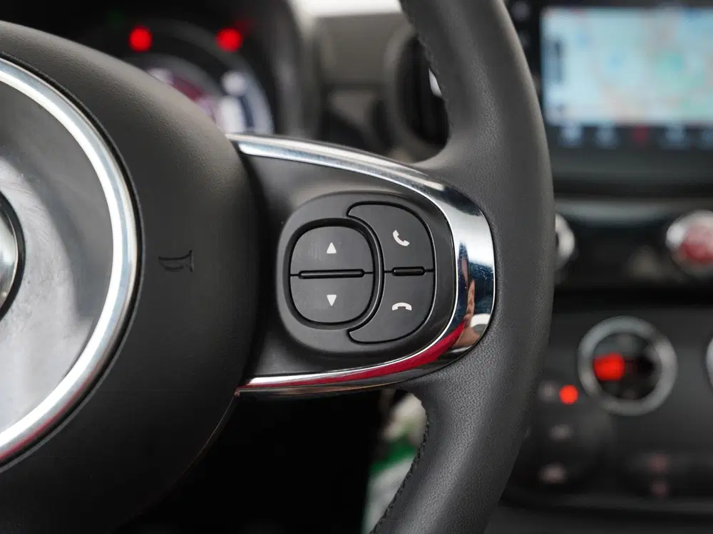 Fiat 500 1.0 Hybrid Dolcevita uit 2022, foto 9