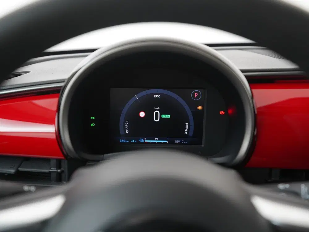 Fiat 600e RED 54 kWh uit 2024, foto 9