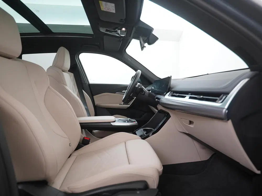 BMW X1 xDrive25e M Sport Shadow uit 2024, foto 3