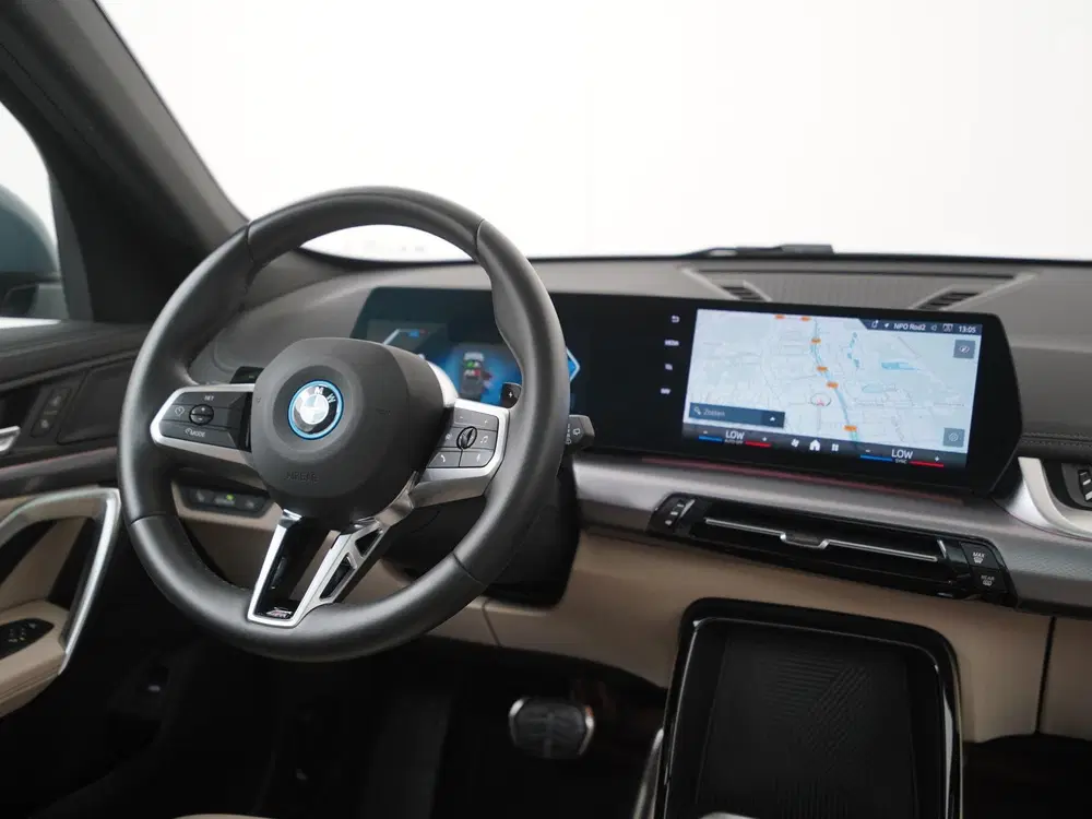 BMW X1 xDrive25e M Sport Shadow uit 2024, foto 7