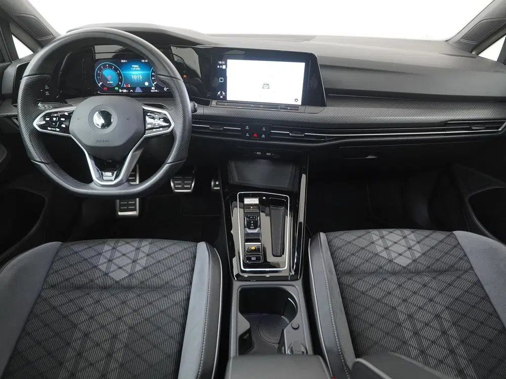 Volkswagen Golf 1.5 eTSI R-Line DSG uit 2022, foto 6