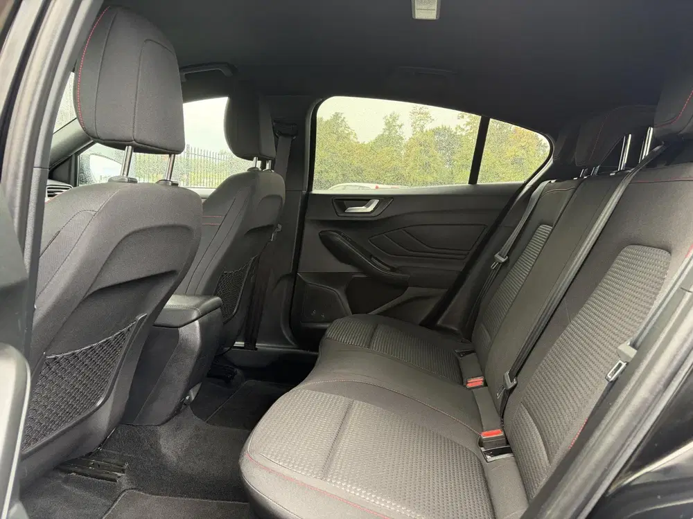 Ford Focus 1.0 EcoBoost ST Line Business 2e Eigenaar uit 2020, foto 13