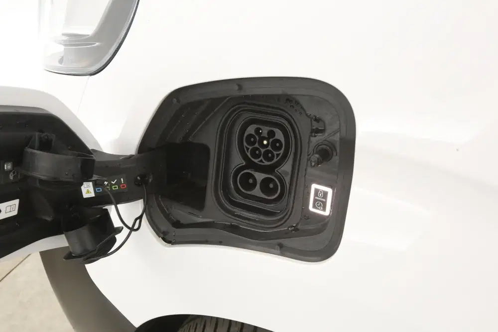 Opel Vivaro 75 kWh L3H1 Long Range uit 2022, foto 8