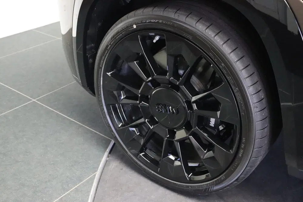 BMW XM PHEV 50e uit 2026, foto 8