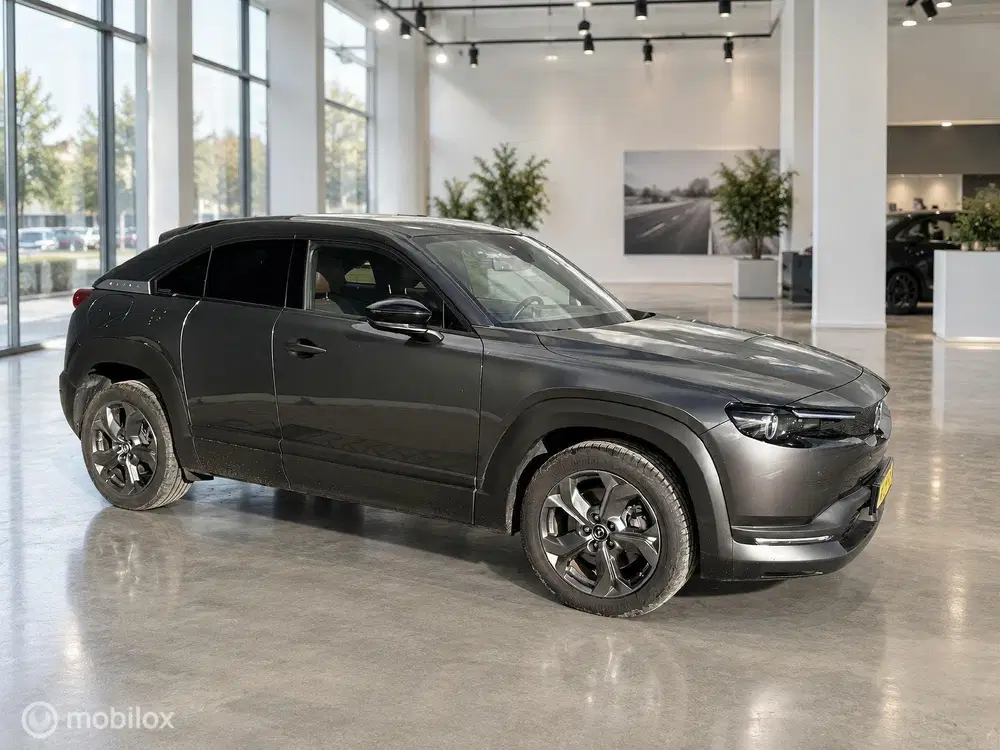 Mazda MX-30 e-SkyActiv 145 uit 2021, foto 12
