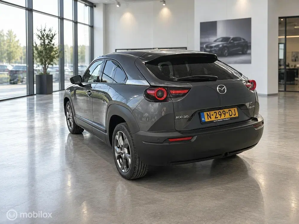 Mazda MX-30 e-SkyActiv 145 uit 2021, foto 7