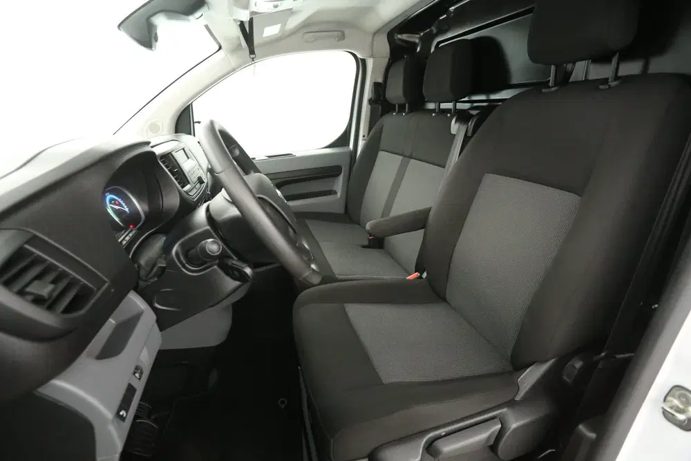 Peugeot Expert Opel Vivaro-E 75 kWh L3H1 Long Range uit 2022, foto 11