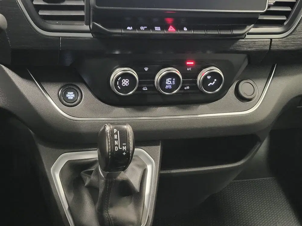 Renault Trafic 2.0dCi 150pk L2 uit 2022, foto 14