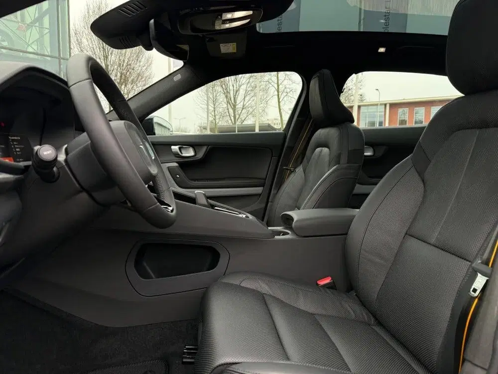 Polestar 2 Long Range Dual Motor 82 kWH uit 2026, foto 7