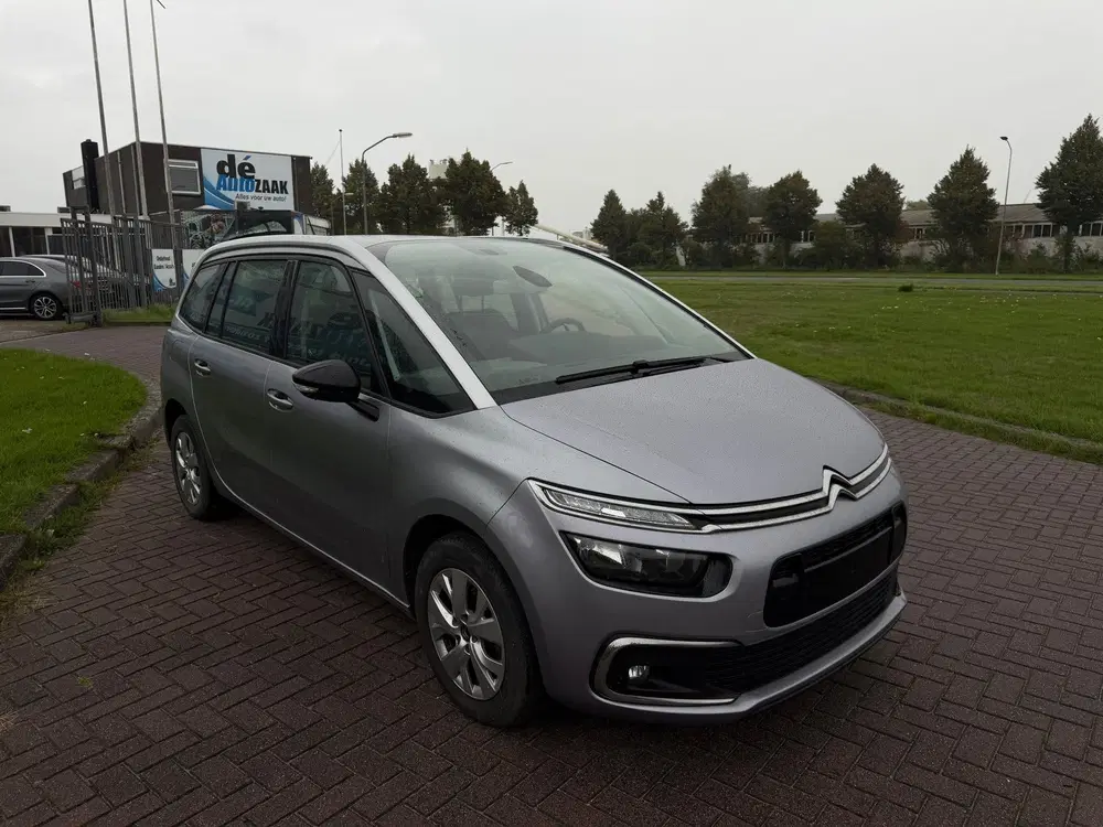 Citroën Grand C4 SpaceTourer Citroen Grand C4 SpaceTourer 1.2 Shine AUT uit 2022, foto 2