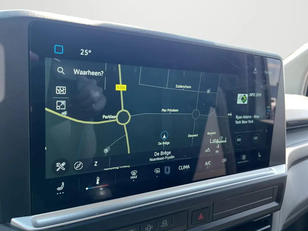 Volkswagen Transporter 2.0 TDI L2H1 30 uit 2025, foto 11