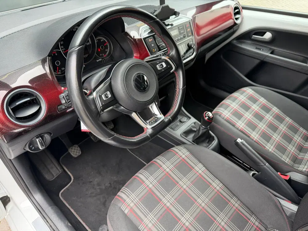 Volkswagen up! 1.0 TSI GTI Cruise Camera ParkSensor Stoel uit 2020, foto 3