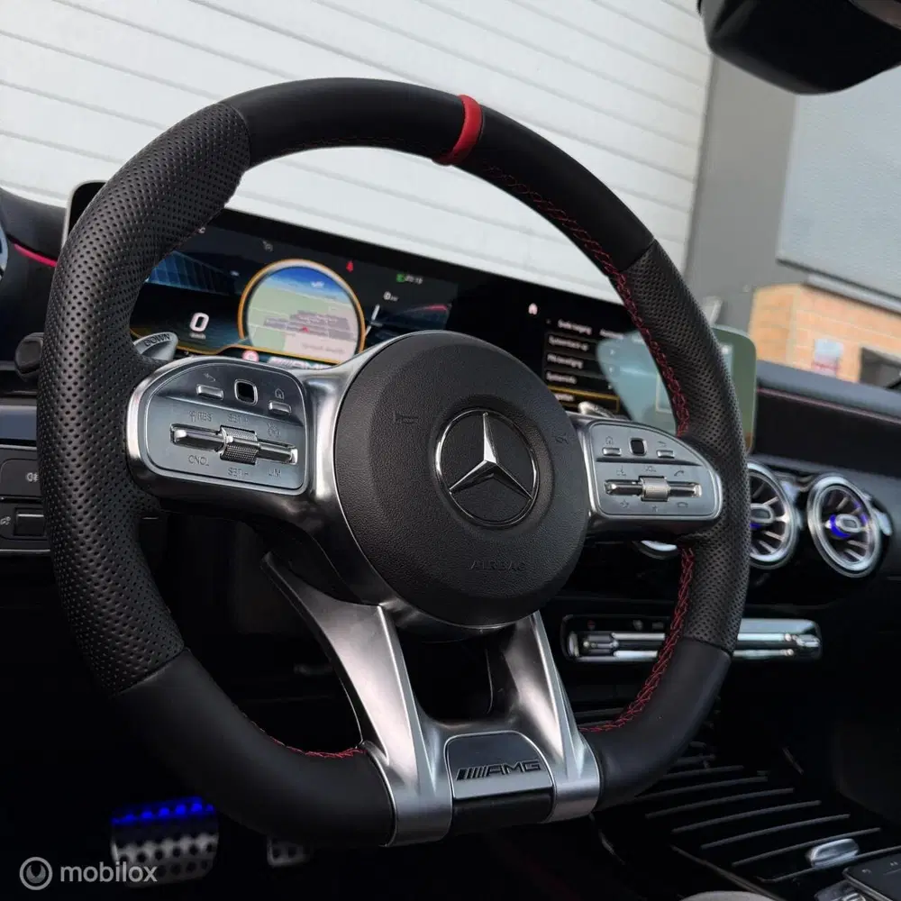 Mercedes-Benz A-Klasse Mercedes A-klasse AMG 35 4MATIC uit 2019, foto 11