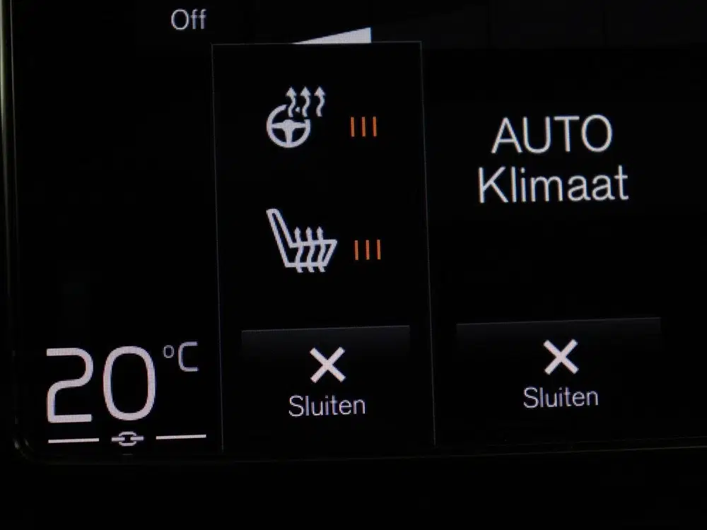 Volvo S60 2.0 Recharge T6 AWD Core uit 2022, foto 12