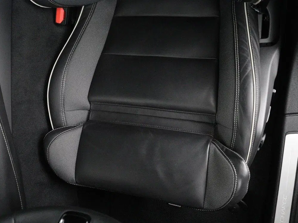 Volvo S60 2.0 Recharge T6 AWD Core uit 2022, foto 7