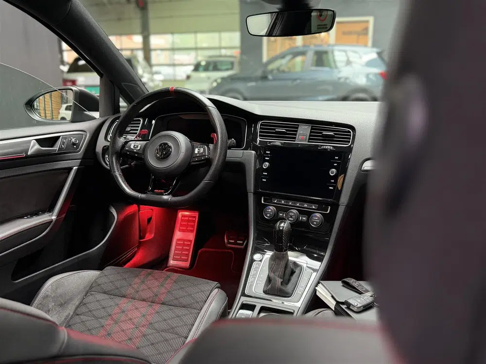 Volkswagen Golf 2.0 TSI GTI TCR DSG uit 2019, foto 13