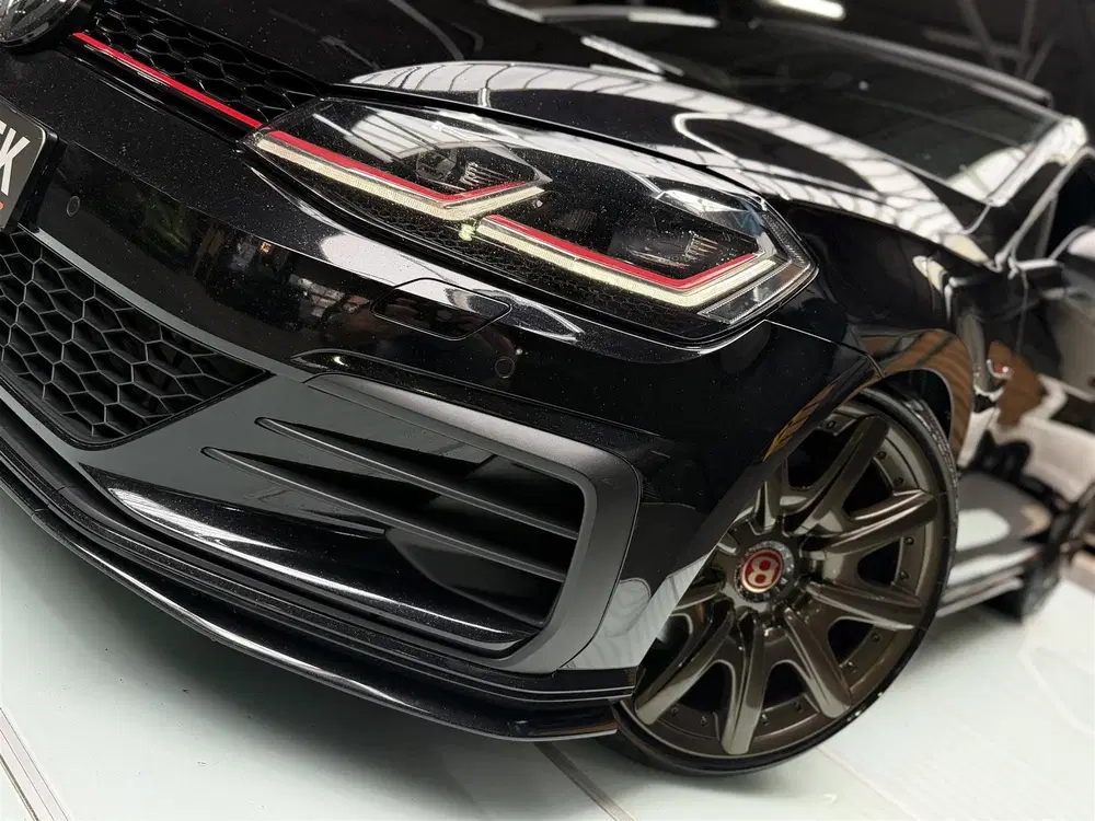 Volkswagen Golf 2.0 TSI GTI TCR DSG uit 2019, foto 4