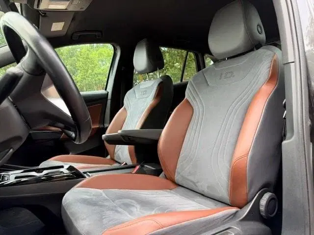Volkswagen ID.4 First 77 kWh 204PK SOH 89 uit 2020, foto 6