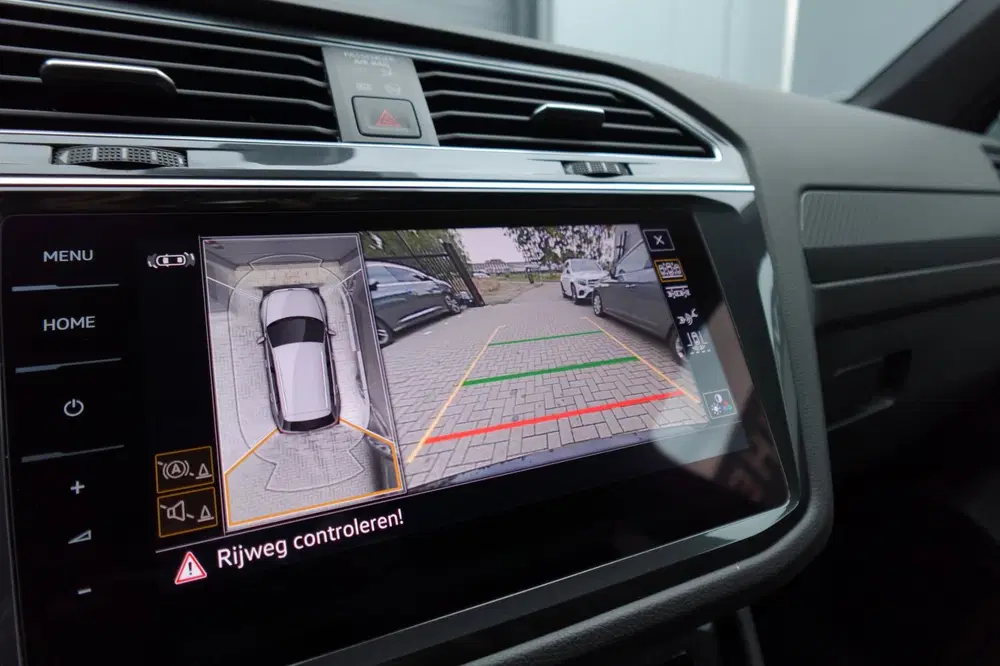 Volkswagen Tiguan 1.5 TSI R-Line PANO KEYLESS 360 uit 2024, foto 10