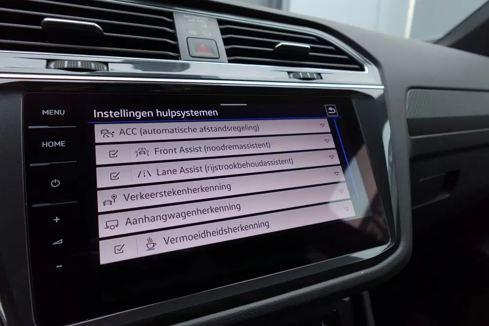 Volkswagen Tiguan 1.5 TSI R-Line PANO KEYLESS 360 uit 2024, foto 12