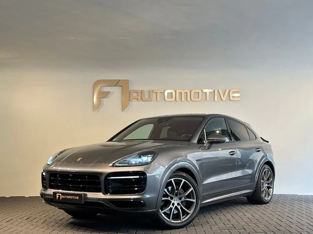 Porsche Cayenne Cayenne Coupé 3.0 E-Hybrid Pano uit 2021