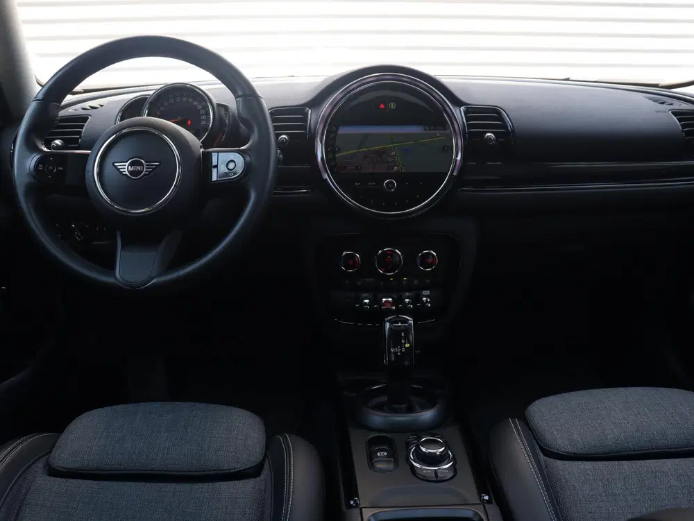 Mini Clubman Cooper uit 2021, foto 11
