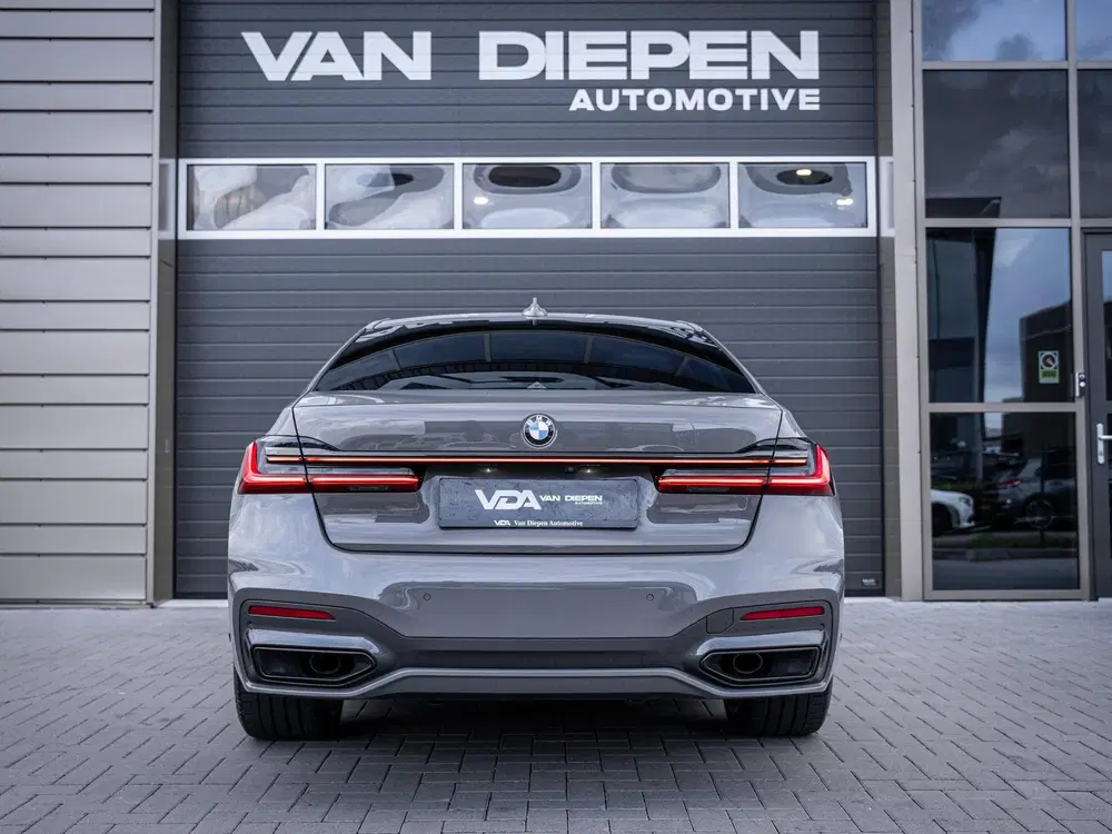 BMW 7-serie 745Le High Executive uit 2020, foto 7