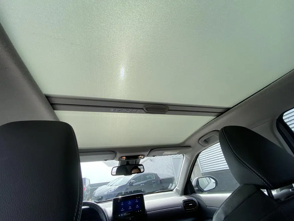 Toyota Yaris Cross 1.5 Hybrid Executive Groot panoramadak uit 2022, foto 15