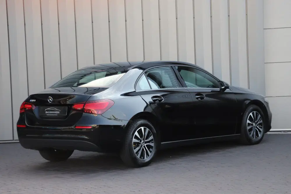 Mercedes-Benz A-Klasse 180 Star Edition uit 2024, foto 5