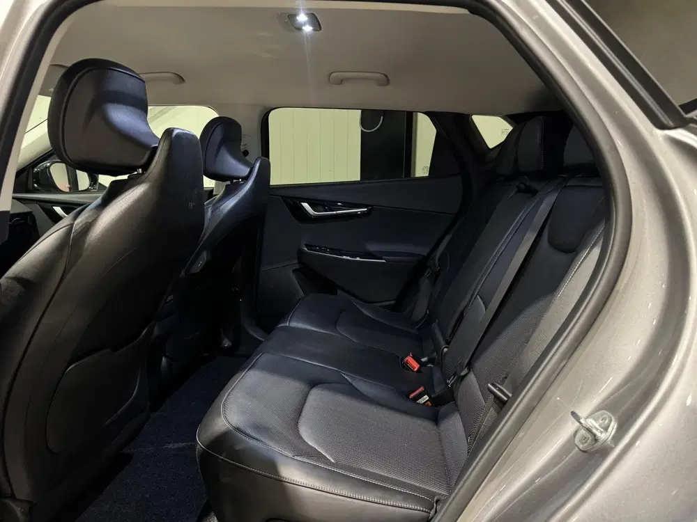 Kia EV6 77.4 kWh uit 2022, foto 12