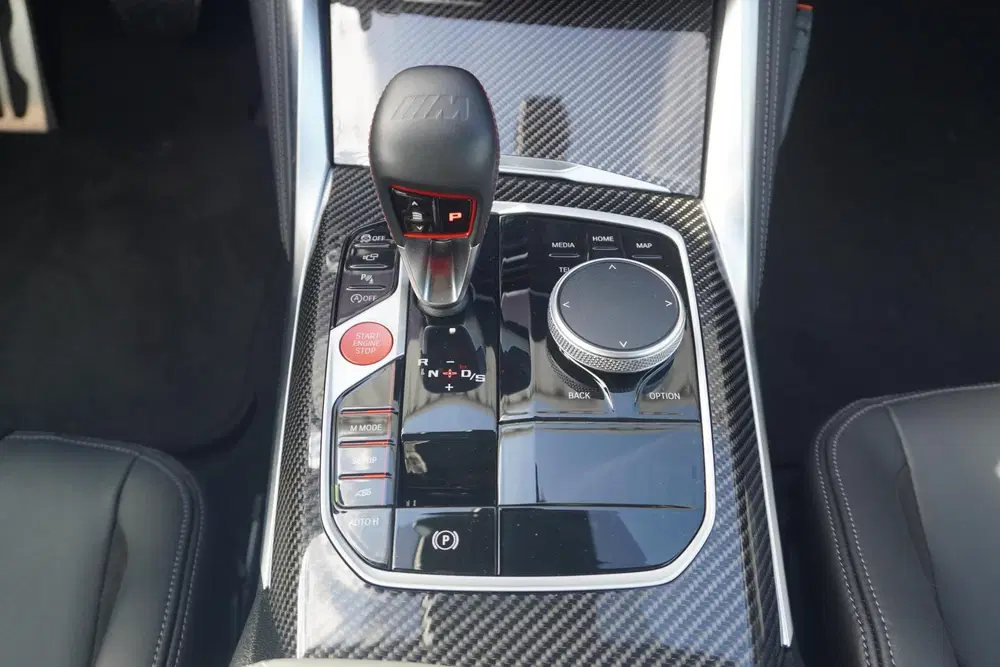 BMW M4 Competition uit 2024, foto 14