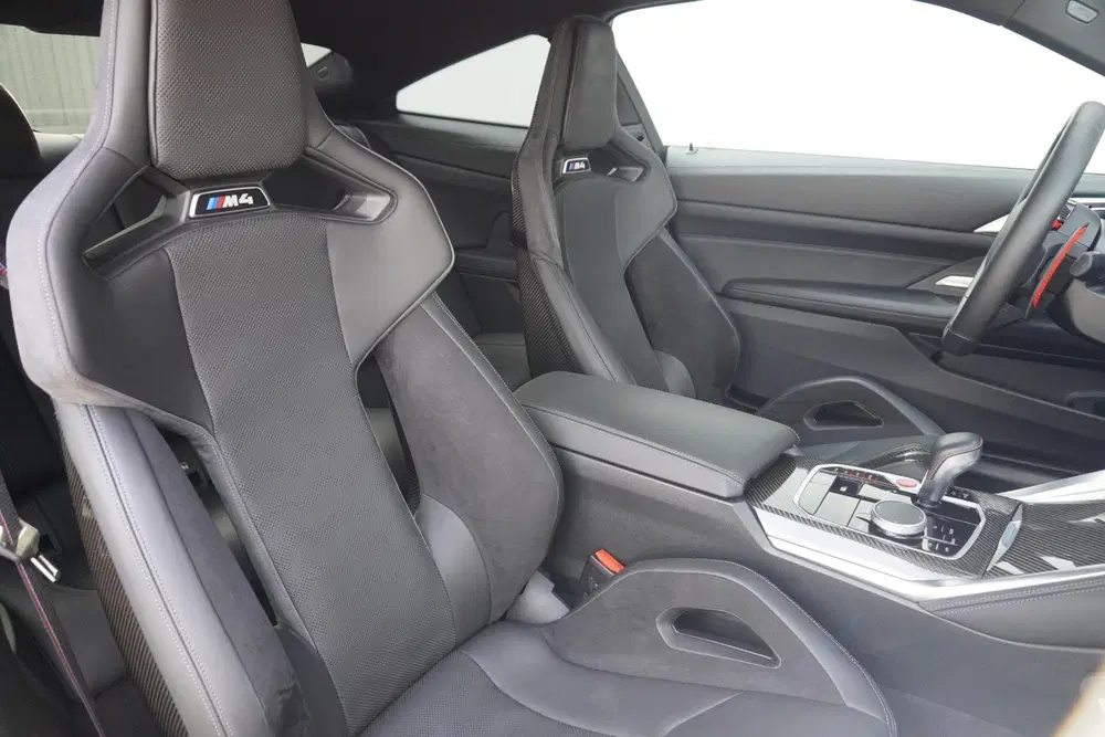 BMW M4 Competition uit 2024, foto 7