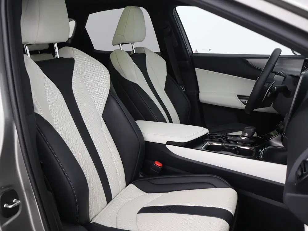 Lexus NX 450h+ AWD F SPORT Line Schuif uit 2026, foto 10