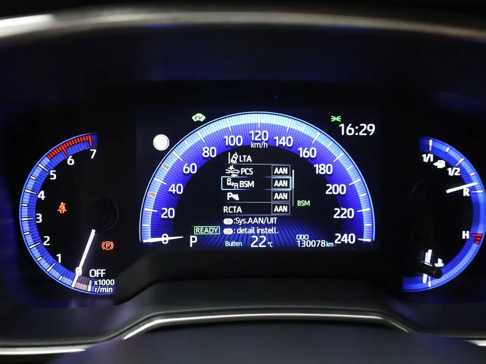 Toyota Corolla 1.8 Hybrid Dynamic uit 2020, foto 12