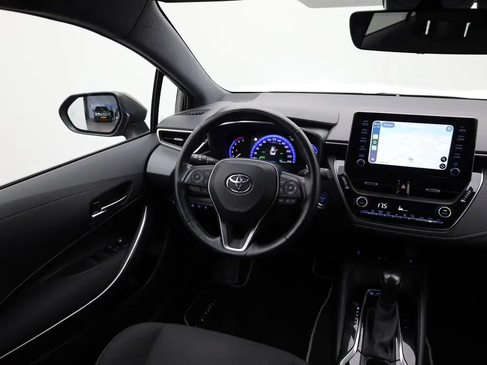 Toyota Corolla 1.8 Hybrid Dynamic uit 2020, foto 2