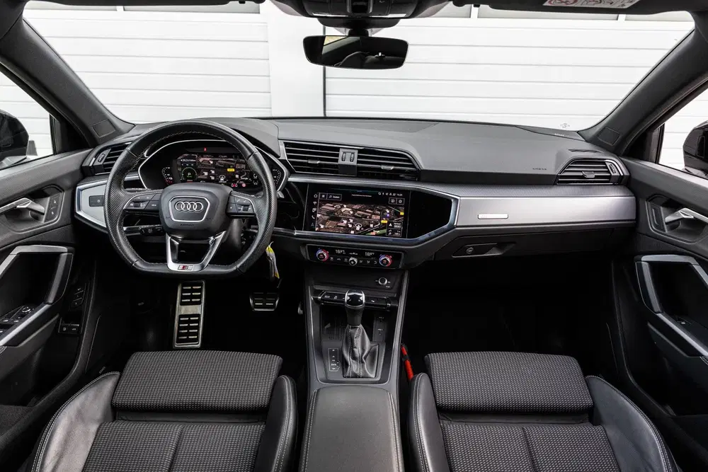 Audi Q3 45 TFSIe 245pk PHEV S edition uit 2024, foto 5