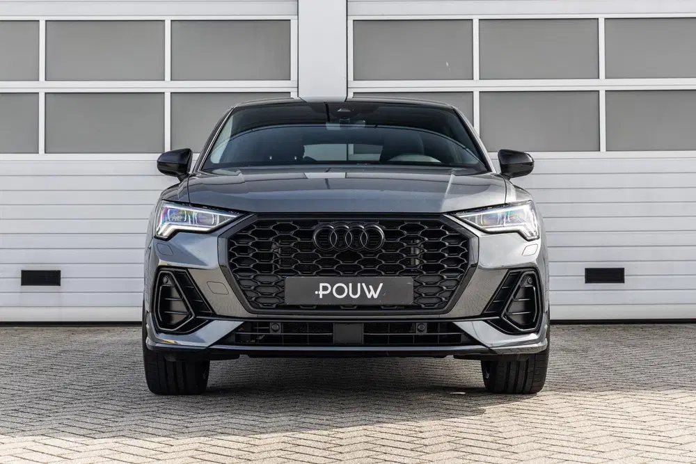 Audi Q3 45 TFSIe 245pk PHEV S edition uit 2024, foto 9