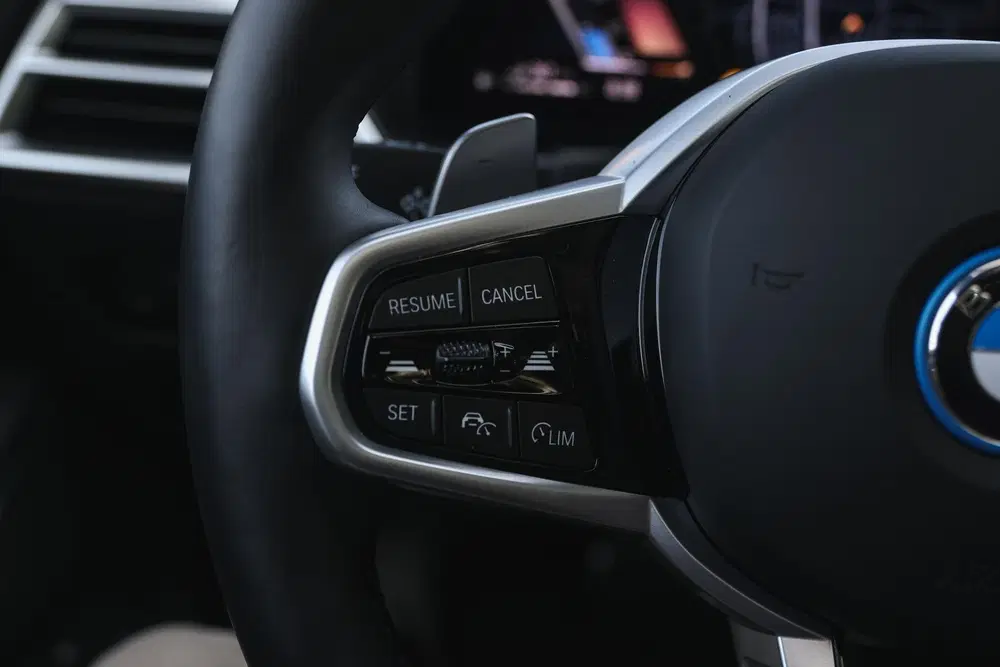 BMW 3-serie 330e M Sport Automaat uit 2025, foto 14