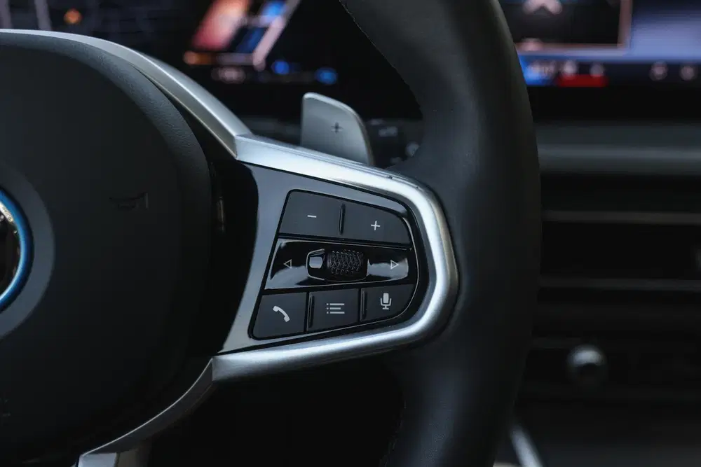 BMW 3-serie 330e M Sport Automaat uit 2025, foto 15