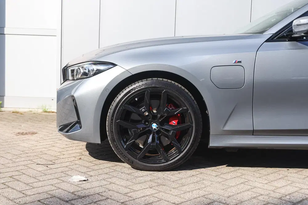 BMW 3-serie 330e M Sport Automaat uit 2025, foto 5