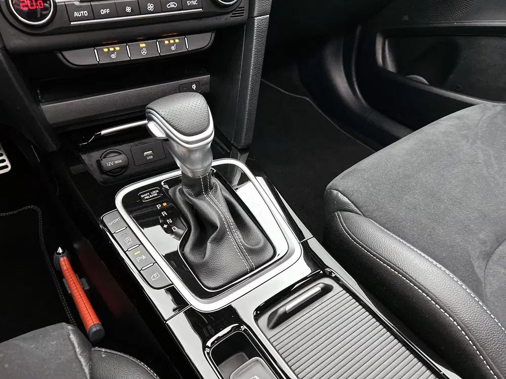 Kia ProCeed 1.5 T-GDi GT-PlusLine uit 2024, foto 12