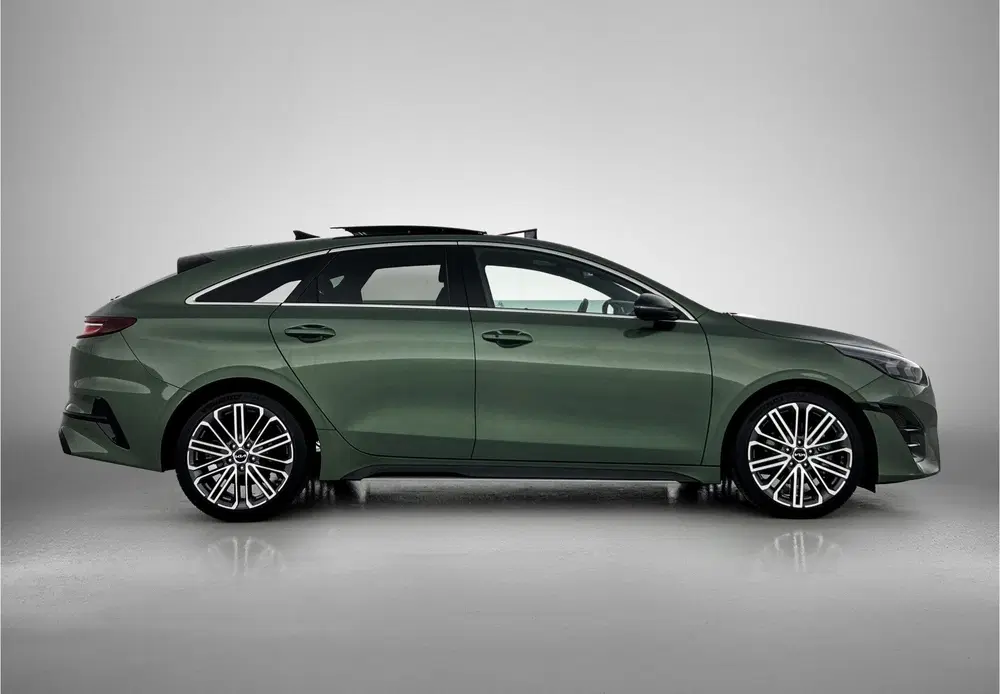 Kia ProCeed 1.5 T-GDi GT-PlusLine uit 2024, foto 15
