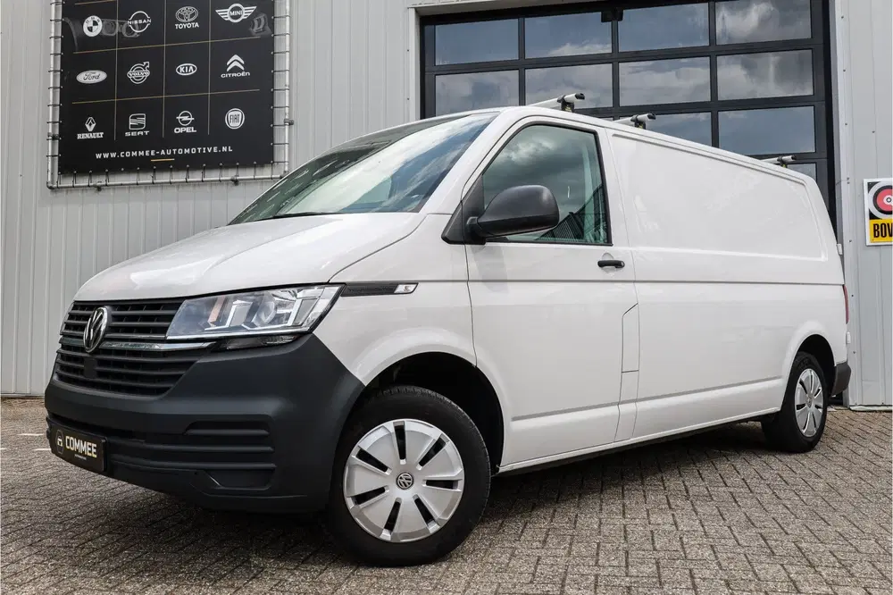 Volkswagen Transporter 2.0 TDI L2H1 30 Cr.Contr. I AC I Trek uit 2021, foto 2