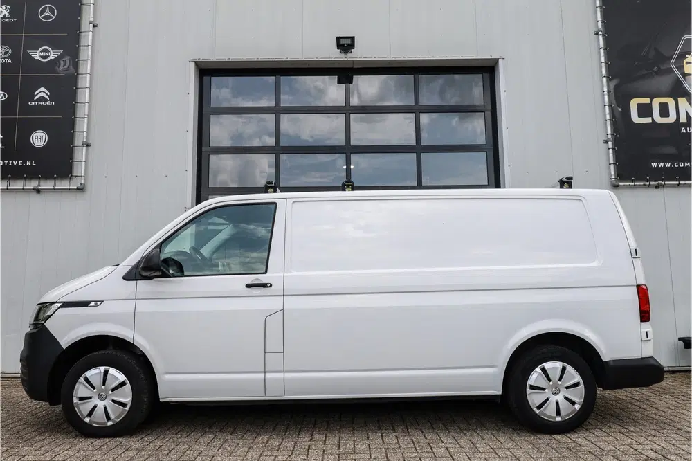 Volkswagen Transporter 2.0 TDI L2H1 30 Cr.Contr. I AC I Trek uit 2021, foto 4