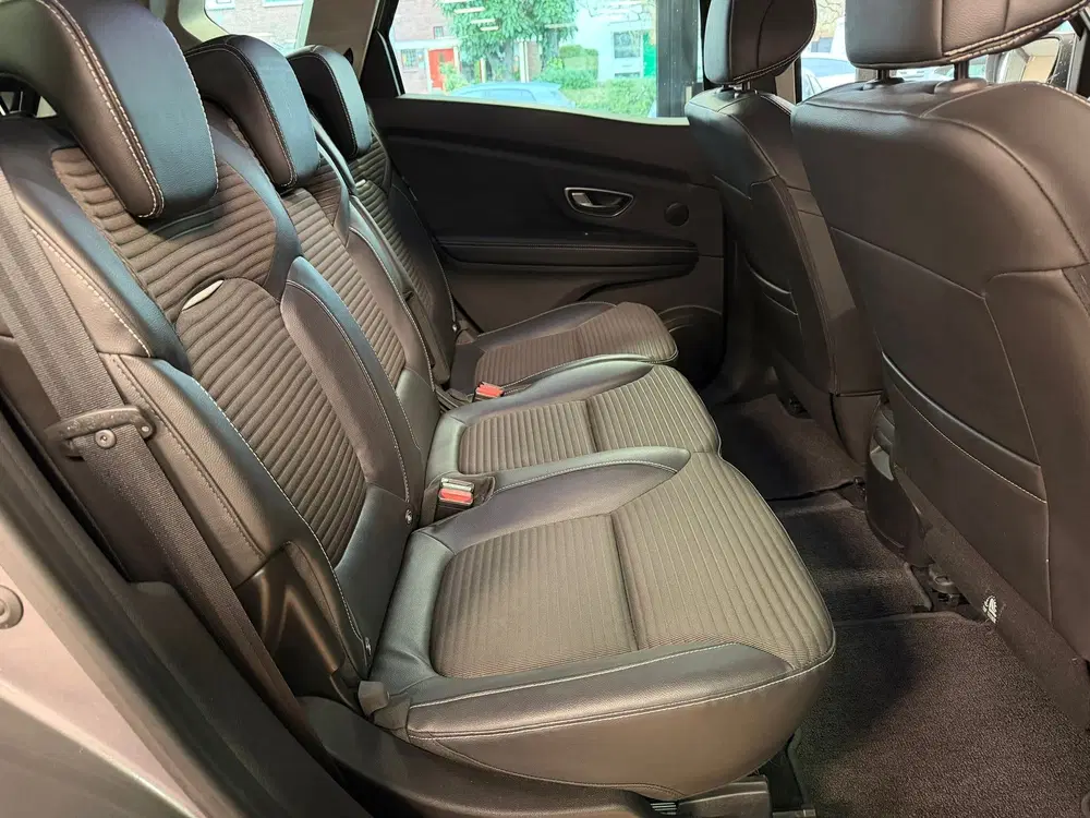Renault Scenic 1.3 TCe Bose AUT. AIRCO PDC CAMERA NAVIGAT uit 2019, foto 10