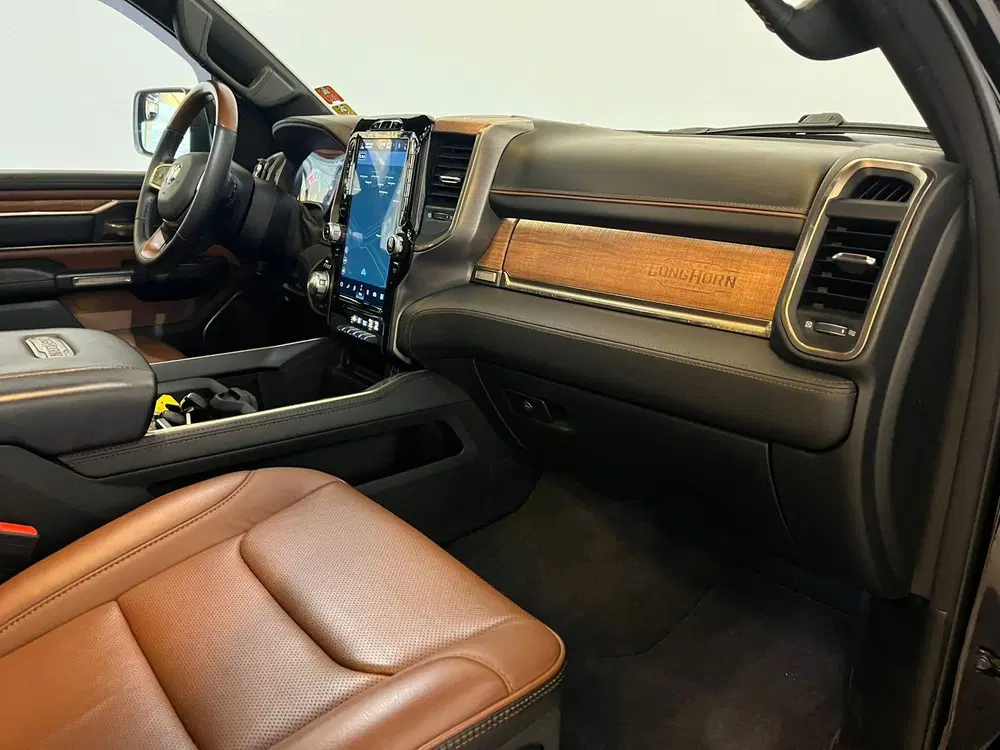 Dodge RAM 5.7 V8 4x4 Crew Cab Longhorn uit 2023, foto 13