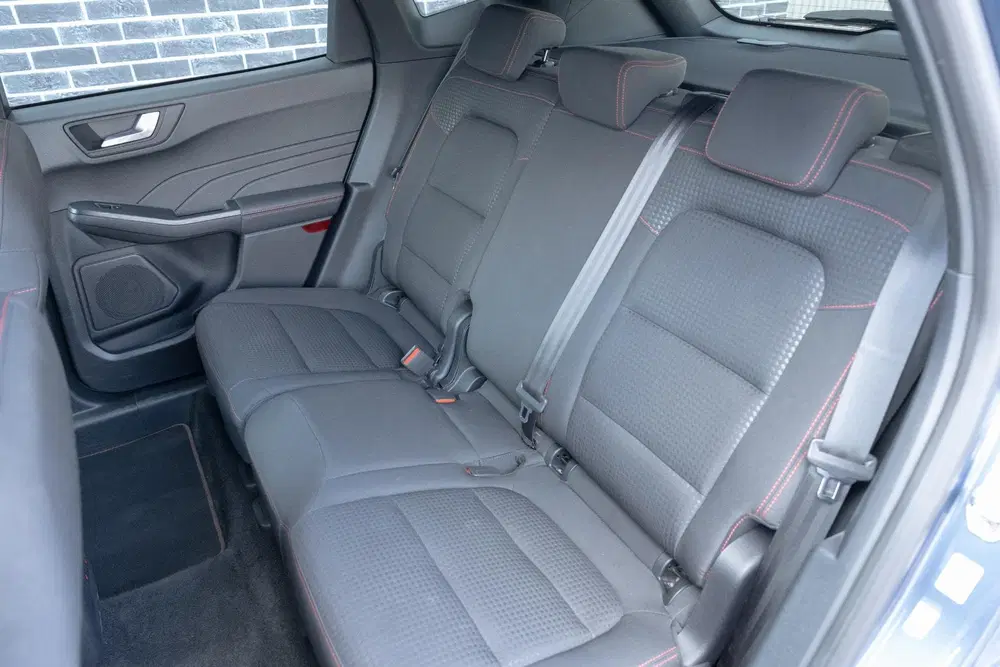 Ford Kuga 2.5 PHEV ST-Line uit 2022, foto 11