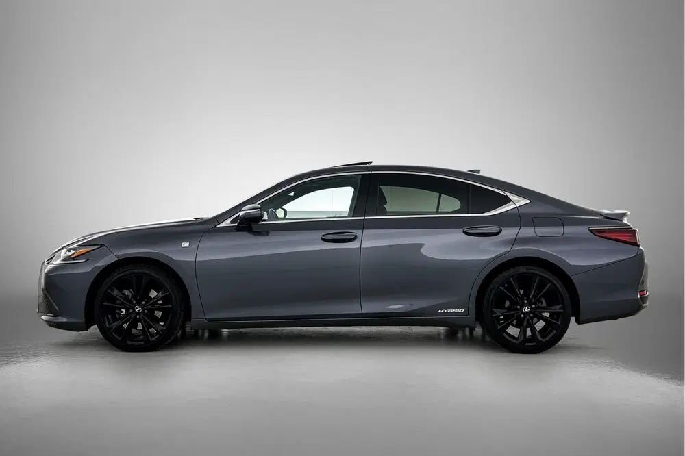 Lexus ES 300h F Sport Premium uit 2022, foto 3