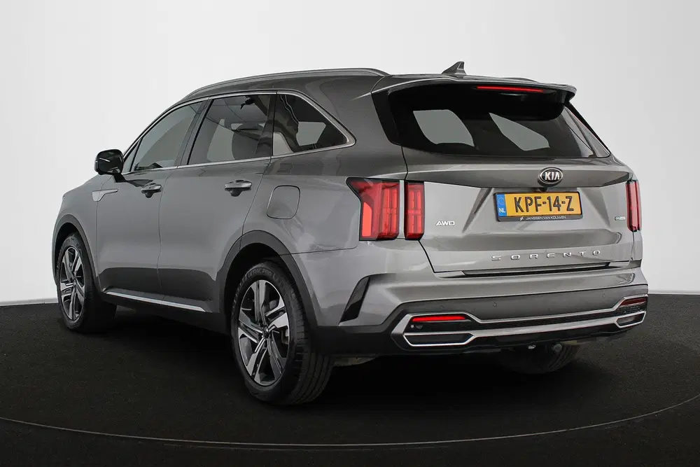Kia Sorento 1.6 T-GDI Plug-in Hybrid 4WD ExecutiveLine uit 2021, foto 4